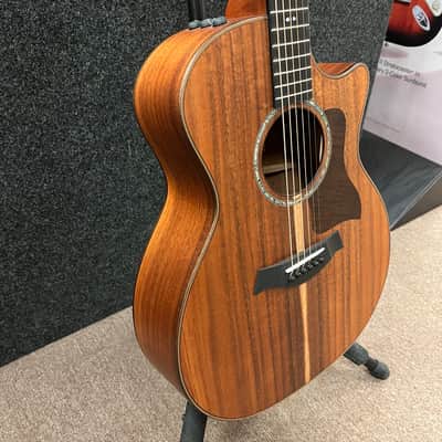 Taylor 724CE Koa Grand Auditorium Acoustic/Electric Guitar with V-Class Bracing, ES2 Pickup and Hardshell Case 2022 - Hawaiian Koa image 5