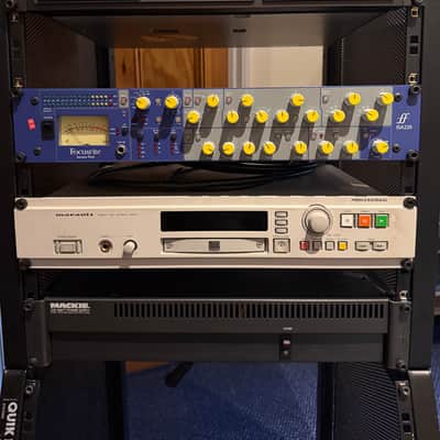 Focusrite ISA 220 Session Pack Channel Strip 2002 - 2010 - Blue image 2