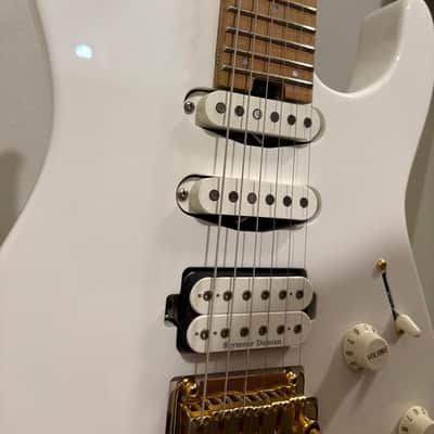 Charvel Pro-Mod DK24 HSS 2PT CM 2024 - Snow White with Gig Bag image 4