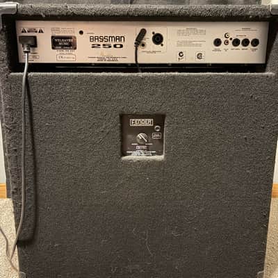 Fender Bassman 250/115 250-Watt 1x15" Bass Combo 2010s - Black image 3
