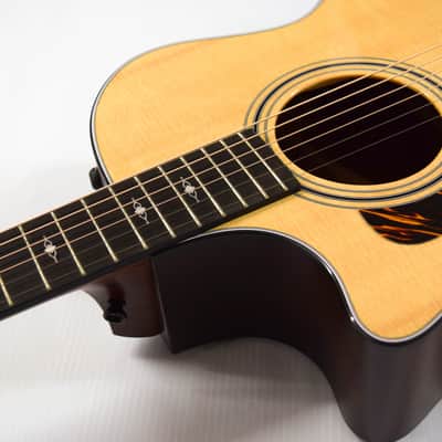 Taylor 314ce with V-Class Bracing Left-Handed - Natural image 5