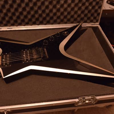 Washburn Dimebag Darrell Pantera Stealth Dime 2ST Signature Guitar 333 + Flight Case Dean image 6