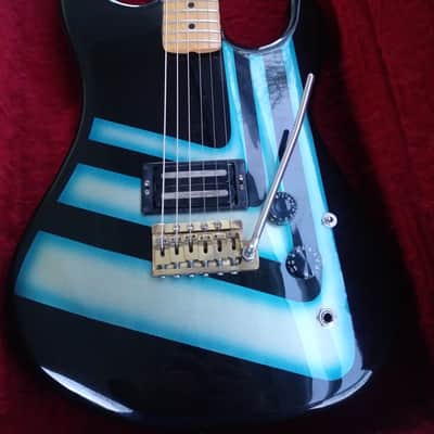 1981 Kramer Pacer Prototype Guitar Bent Pipes "Strat Head" in very good+ condition with HSC image 9