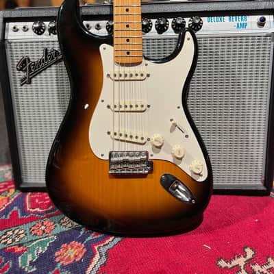 Fender Stratocaster 2005 - Sunburst image 3