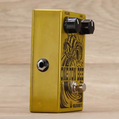 MojoHand FX One Tone Bee 60's Style Fuzz image 3