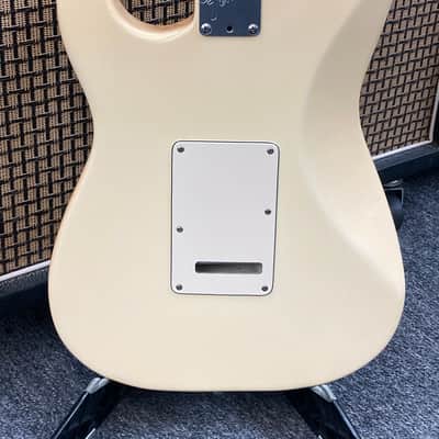Fender Strat Plus with Rosewood Fretboard 1989 - Vintage White image 4