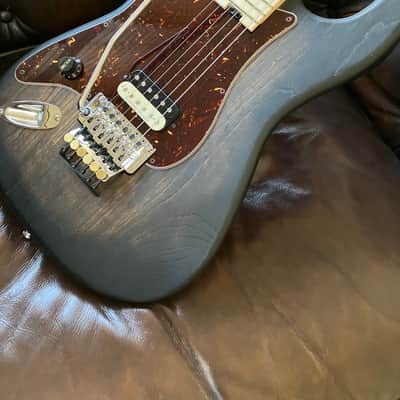 Left Handed Custom Charvel Tribute Guitar Floyd Rose Seymour Duncan Tb-4 Ash Body image 2