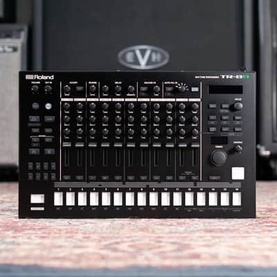 Roland TR-8S Rhythm Performer Drum Machine image 2
