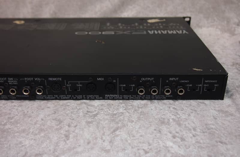 Yamaha FX-900 FX900 multi effect processor with FC900 foot
