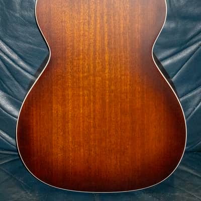 Guild M-125 Mahogany, Electric image 4