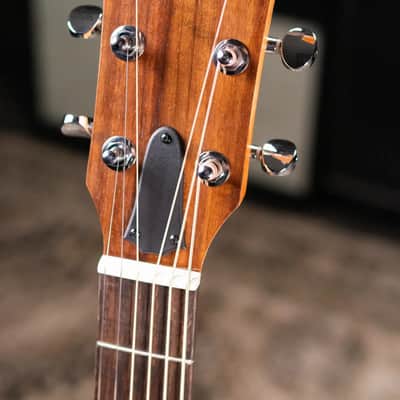 Taylor BBTe Left-Handed Big Baby Taylor Acoustic/Electric Guitar with Gig Bag image 5