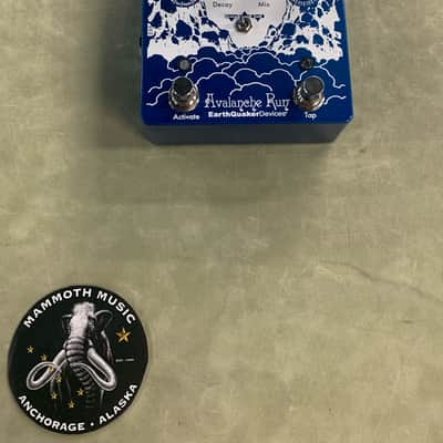 EarthQuaker Devices Avalanche Run V2 Delay and Reverb Pedal image 3