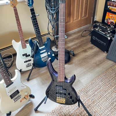 ARIA/ARIA PRO II AVANTE BASS SERIES bass guitars