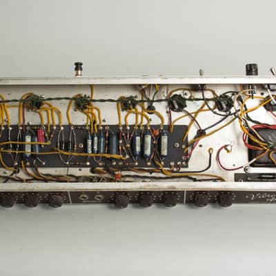 Fender  Vibrolux 6G11A Tube Amplifier (1962), ser. #01935. image 9