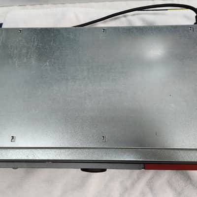 Dolby® Lake Digital Cinema Surround Processor Model CP750, Super Clean image 9