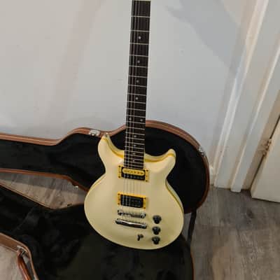 Hamer Slammer archtop 1993 first series Ivory off white image 4