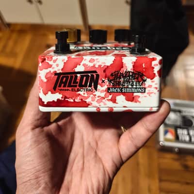 Tallon Electric The Banshee Chopped Octave Fuzz 2025 - Blood Splatter image 2
