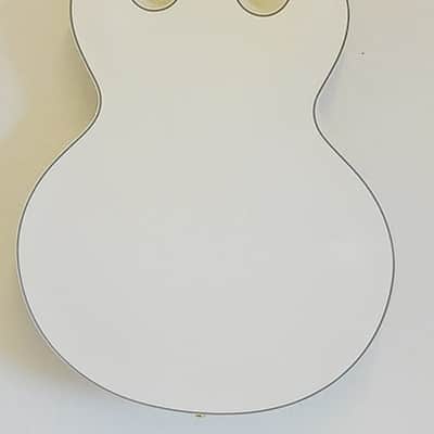 Gibson ES-355 Varitone Maestro Antique White image 3