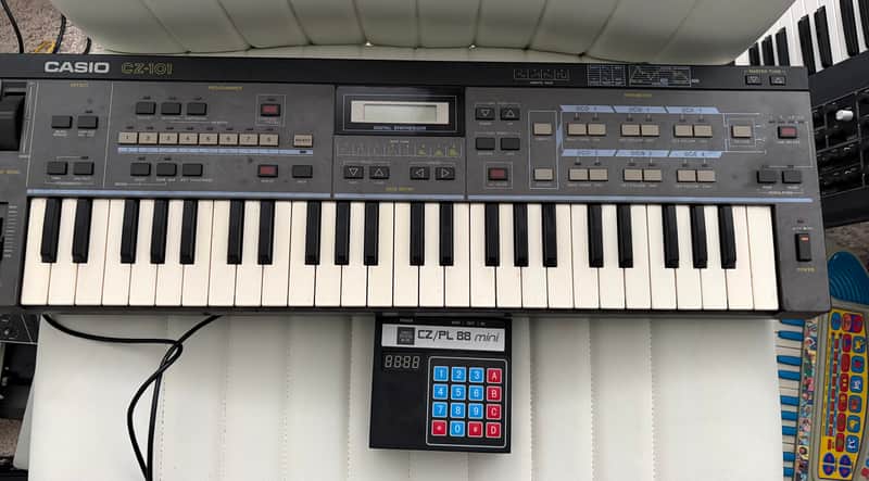 Casio CZ-101 49-Key Synthesizer | Reverb