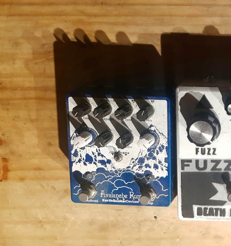EarthQuaker Devices Avalanche Run Stereo Reverb & Delay with Tap Tempo V2
