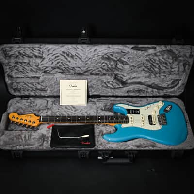 Fender American Professional II Stratocaster HSS- Miami Blue 2025 (US25106880) image 5