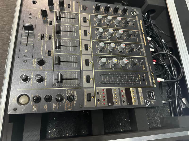 Pioneer DJM-600 image 1