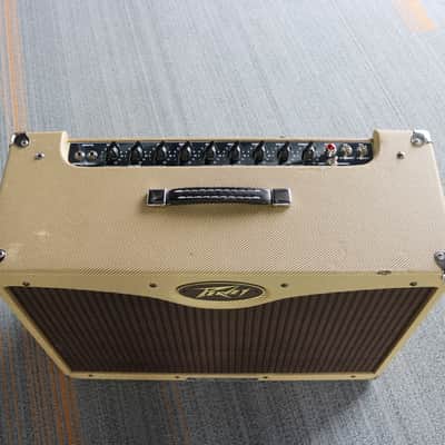 Peavey Classic 50 2x12" 50W Tube Guitar Combo Amp image 3