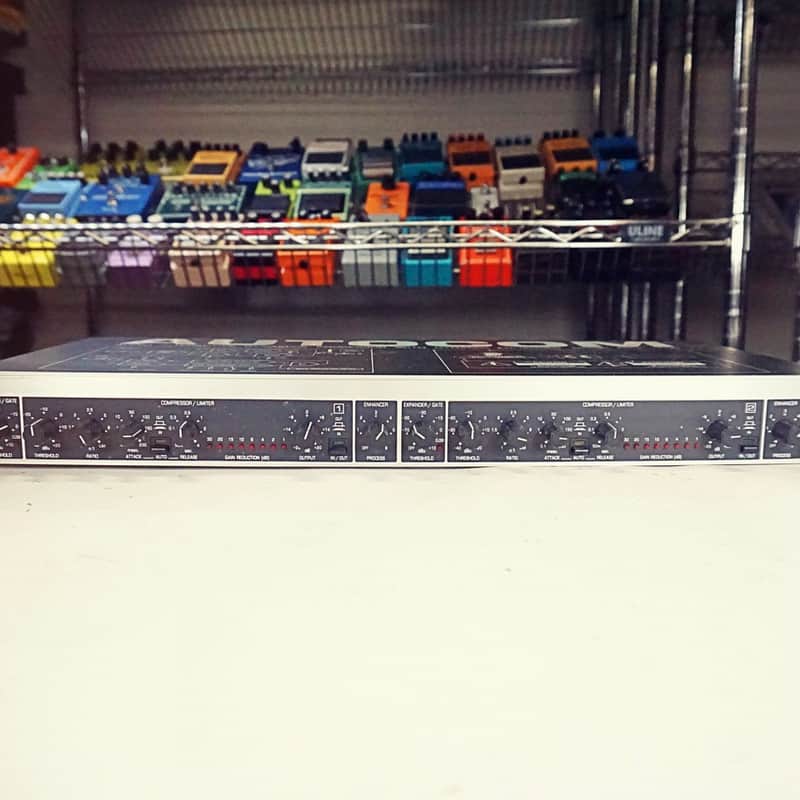 2000s Behringer Autocom MDX1200 Dynamics Processor Black / Silver