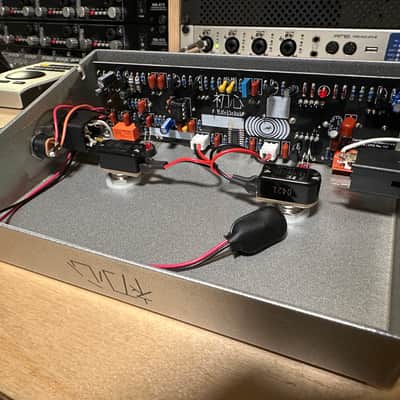 EarthQuaker Devices Sunn O))) Life Pedal V1 - Silver image 7