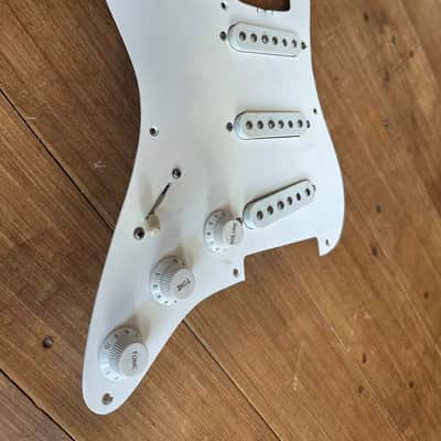 Greco SE Stratocaster Owned By Elliot Easton 1980 - Dakota Red Left Handed OHSC image 21