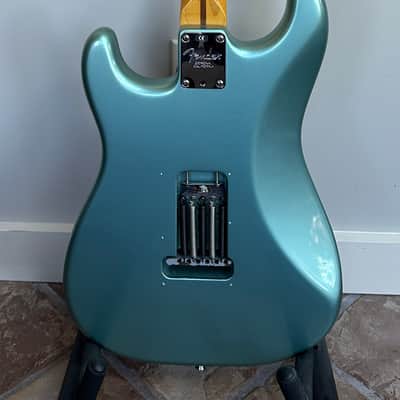 2002/3 Fender American Series Stratocaster image 3