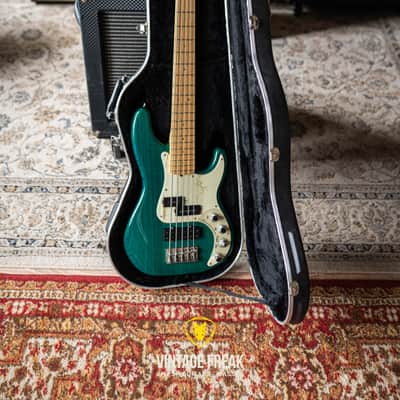 Fender Precision Bass Deluxe 2000s image 13