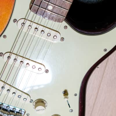Fender American Vintage '62 Stratocaster 2010 - 3-Color Sunburst image 15