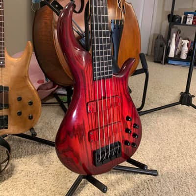 F bass BN5 Red image 2