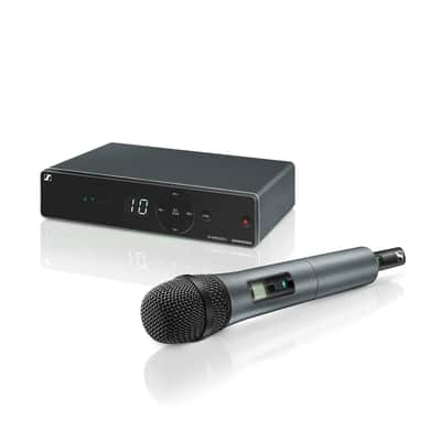 Sennheiser WE825 - Handheld Microphone System with e825 Microphone image 1