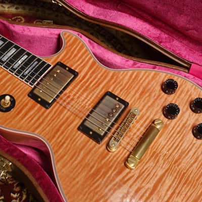 Gibson Custom Shop Les Paul Custom  2016 - Figured Pink Widow image 12