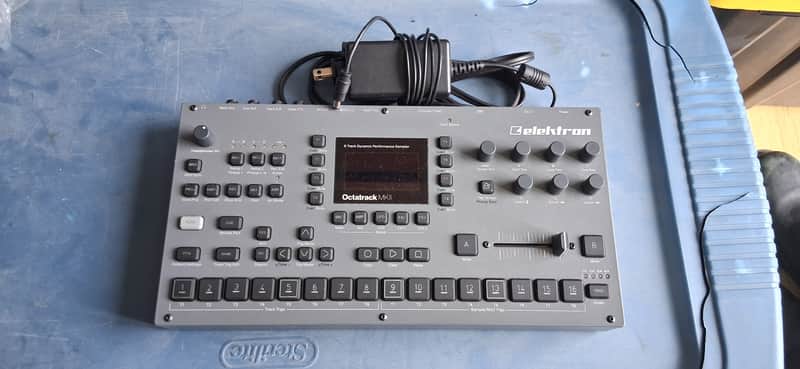 Elektron Octatrack MkII Dynamic 8-Track Performance Sampler 2017 - 2021 - Gray image 1