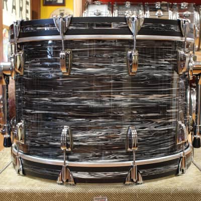 Ludwig Classic Maple Outfit in Black Oyster Pearl 14x22 9x13 16x16 image 5