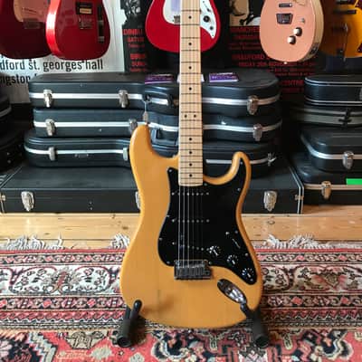 Fender American Deluxe Stratocaster Ash 60th Anniversary 2006 Butterscotch image 1