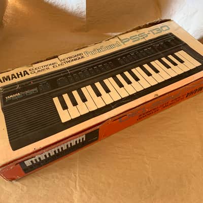 Yamaha PSS-130 PortaSound 1908s Electronic Keyboard Synth VGC in Box w Org. Power Supply image 16