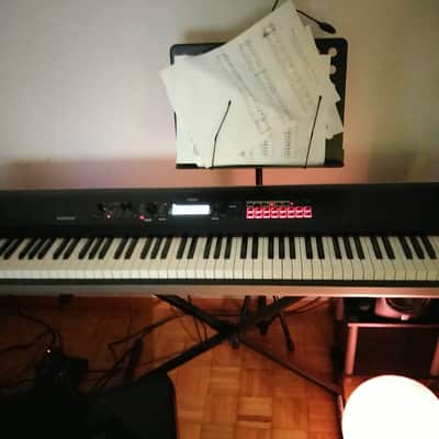 Korg KROSS 88-Key Digital Synthesizer Workstation 2010s - Black