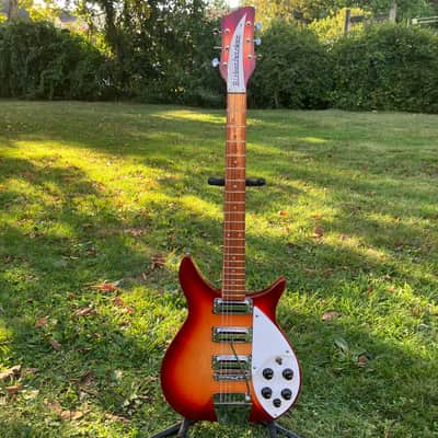 Rickenbacker 350/V63 - Fireglo image 2