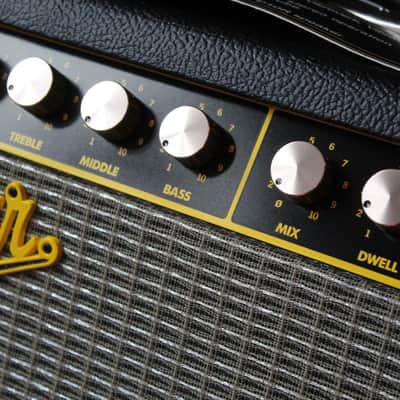 FENDER Pano Verb Jack White Signature 70-Watt 1x15" / 1x10" image 4