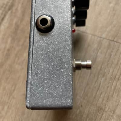Electro-Harmonix Micro Q-Tron Envelope Filter 2006 - Present - Silver / Black / Blue image 4
