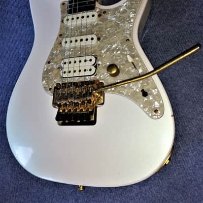 Fernandes LA-80KK - Ken Kitamura signature (L'Arc-en-Ciel) - Pearl White image 4