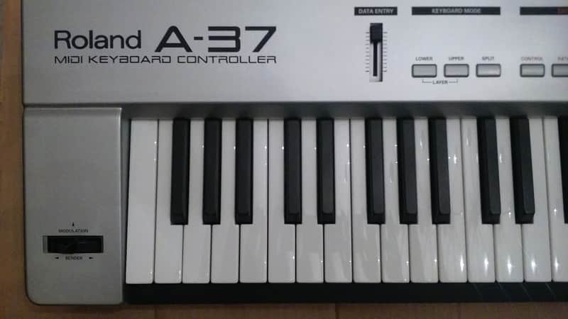 ROLAND A-37 