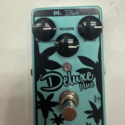 Mr. Black Deluxe Plus Spring Reverb Tremolo Guitar Effect Pedal Portland Oregon image 2