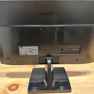 LED Monitor Samsung S22E310 with Stand | 21.5" | 1920 x 1080 image 2