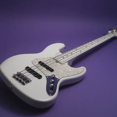 Moon JB-4 Classic 2023 - Pearl White image 2
