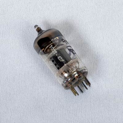 Vintage Knight 12AT7 / ECC81 Preamp Tube – Mullard Made – Tests Good – Made in Great Britain image 4